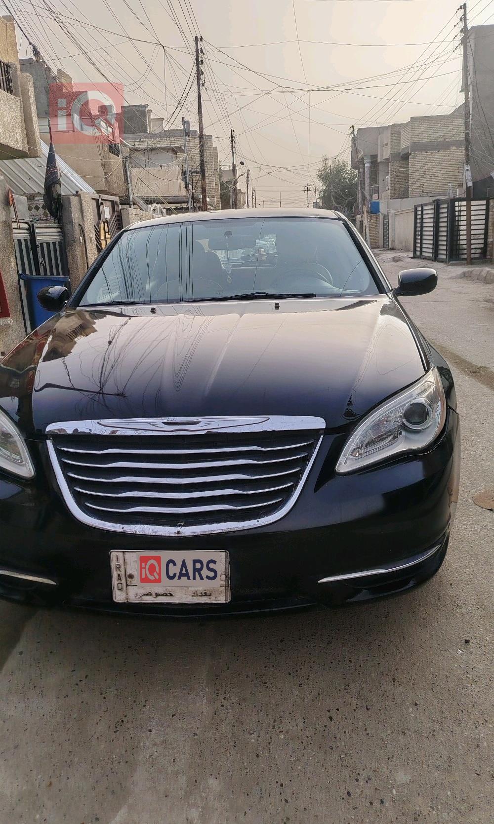 كرايسلر 200